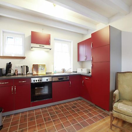 Nostalgic Apartment In The Eifel Region Шлайден Екстериор снимка